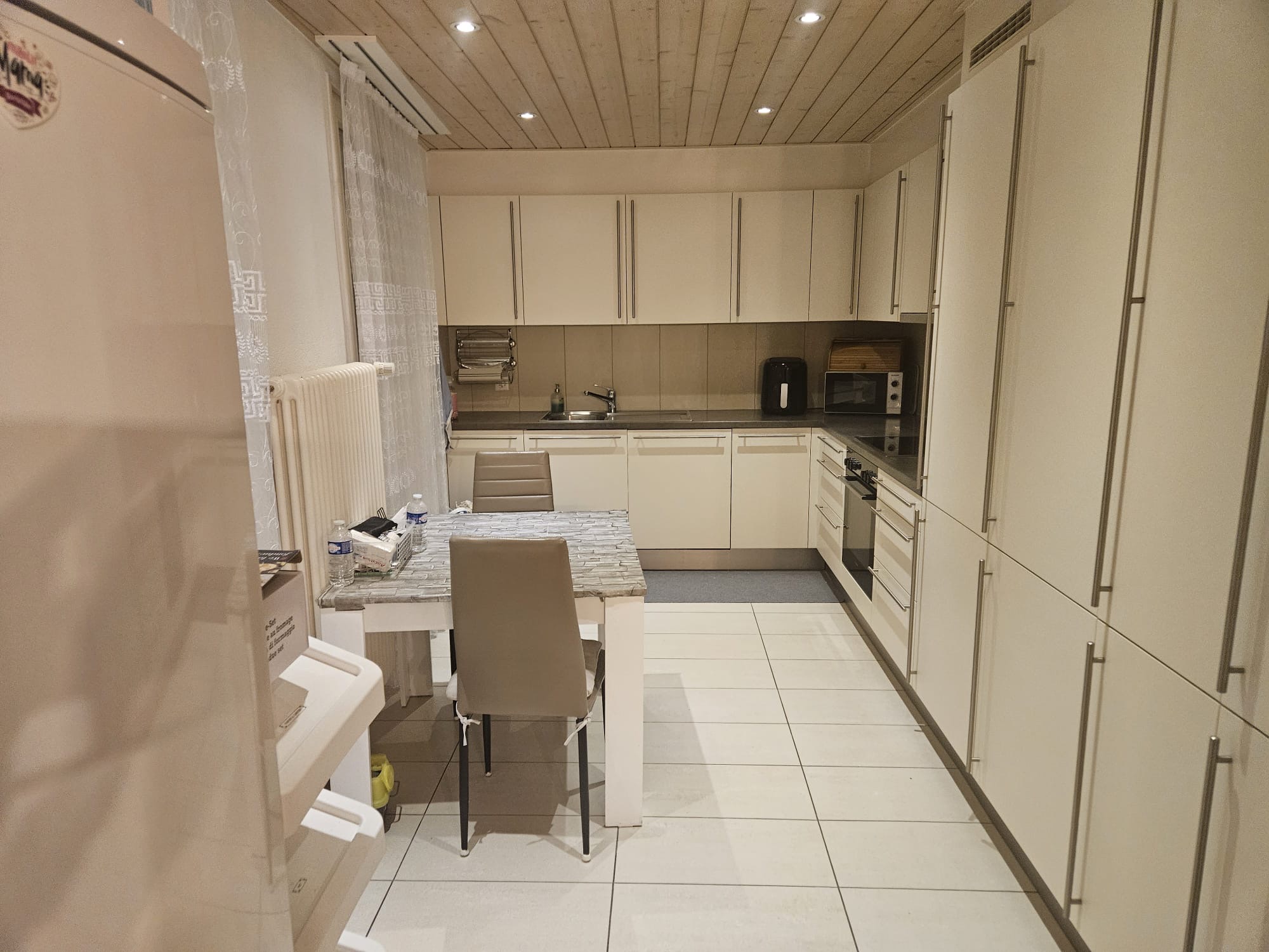 392c0d8c-901d-47d2-ae71-51ff5bec850b