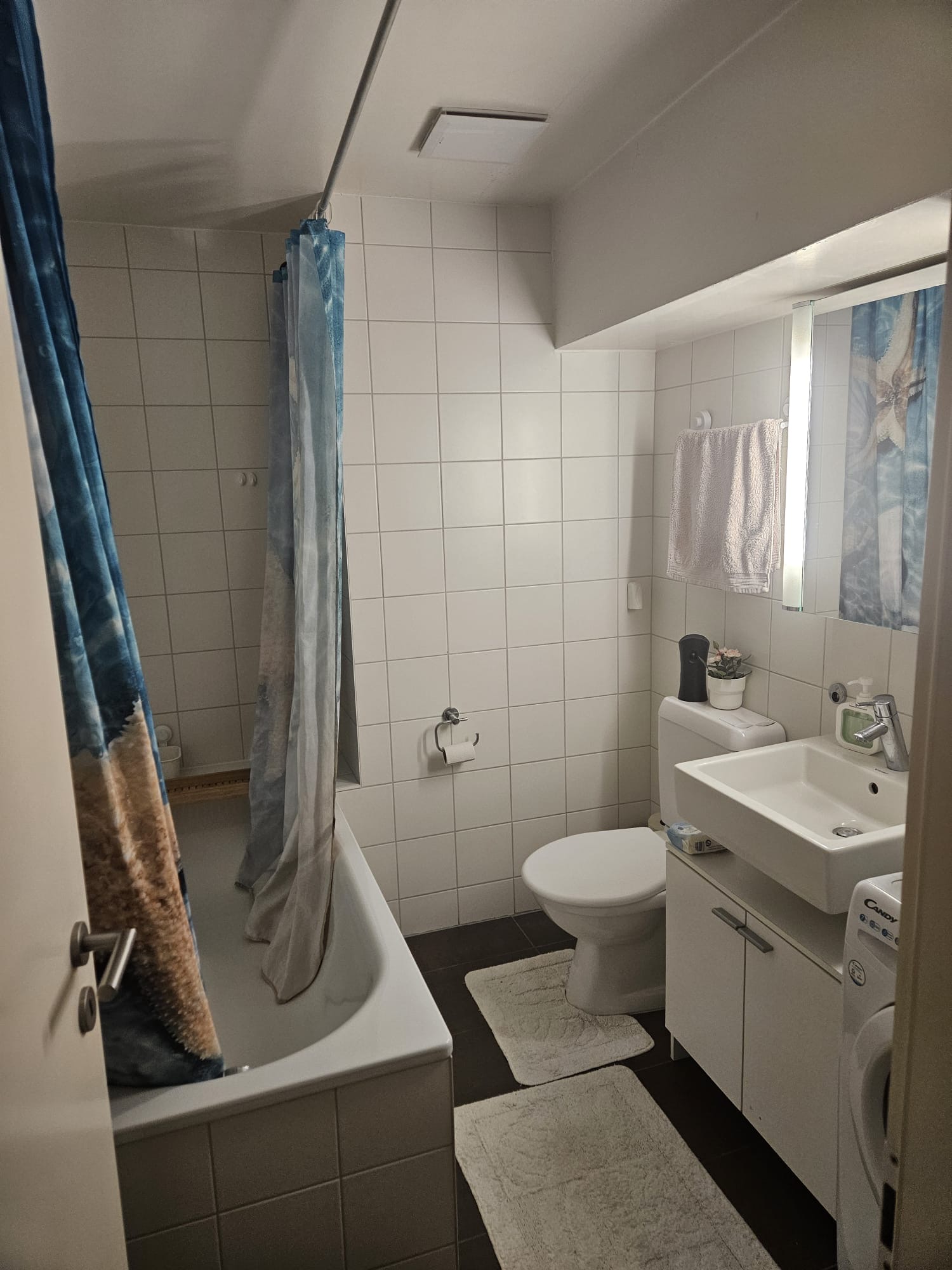 b8af9bc2-a215-4e6a-85ee-81ab3d0975ea